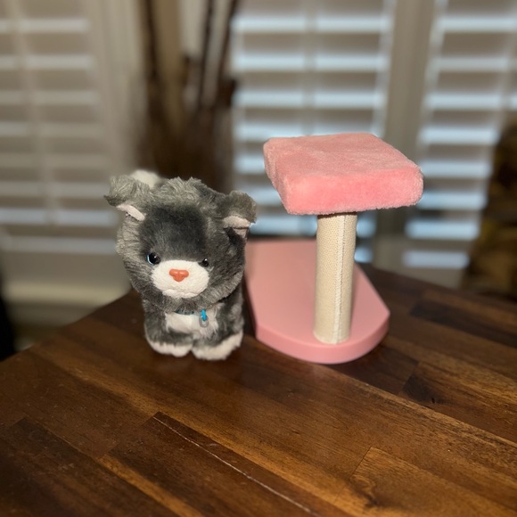 American Girl Doll Care Essentials Tower and Grey Cat with Collar - Picture 6 of 9